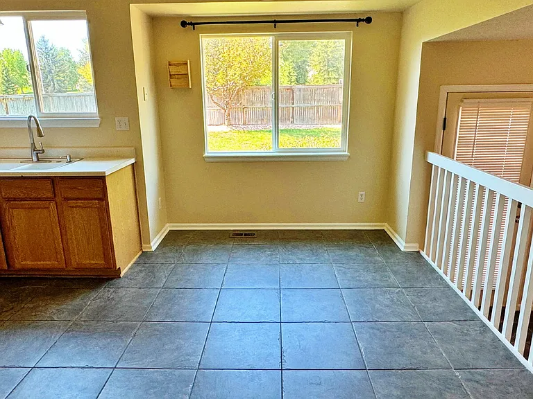 5597 S Killarney St — Photo 7