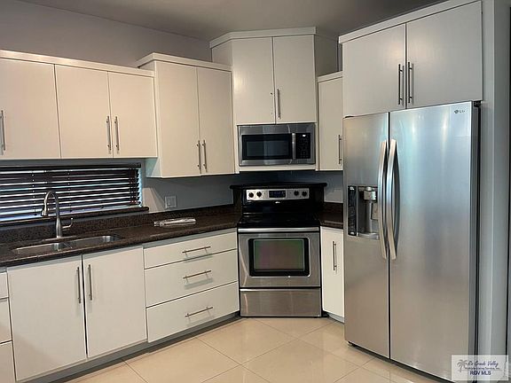 5th image of 3093 San Miguel Cir APT A