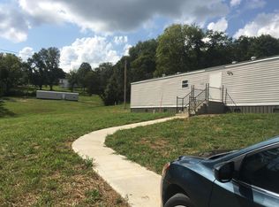 2675 Cherry Ln, Palmyra, TN 37142