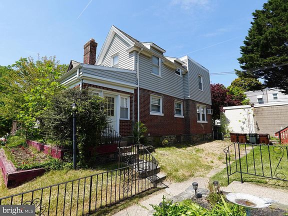 4th image of 233 W Albemarle Ave
