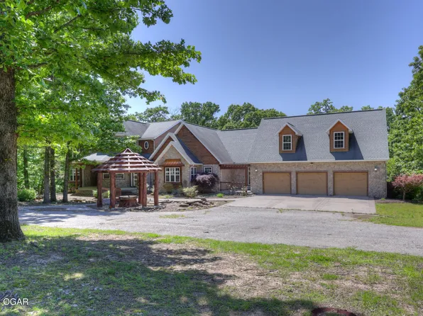 4712 Goldfinch Rd, Joplin, MO 64804