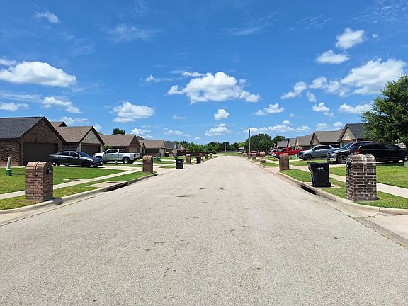 4th image of 116 Comanche Dr