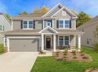135 Rhuidean Ct, Troutman, NC 28166