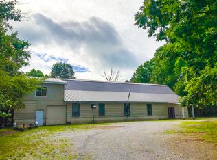439 Dykes Ln, Crossville, TN 38571