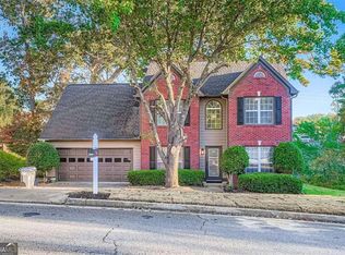 1570 Twin Bridge Ln, Lawrenceville, GA 30043