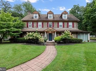 201 Rices Mill Rd, Wyncote, PA 19095