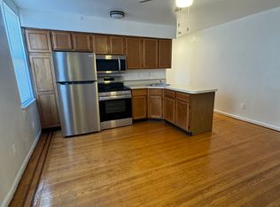 900 S 5th St FLOOR 2, Philadelphia, PA 19147