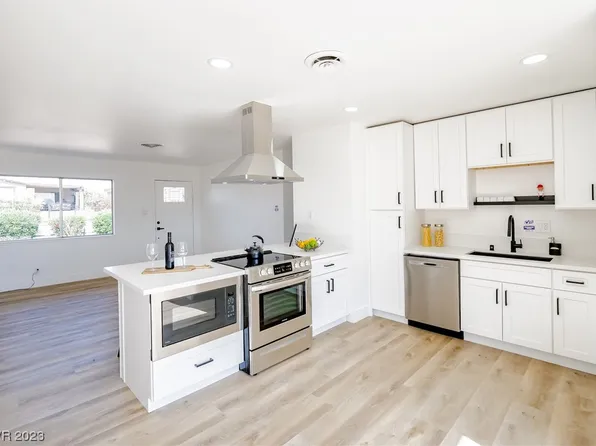 2024 Englestad St, North Las Vegas, NV 89030