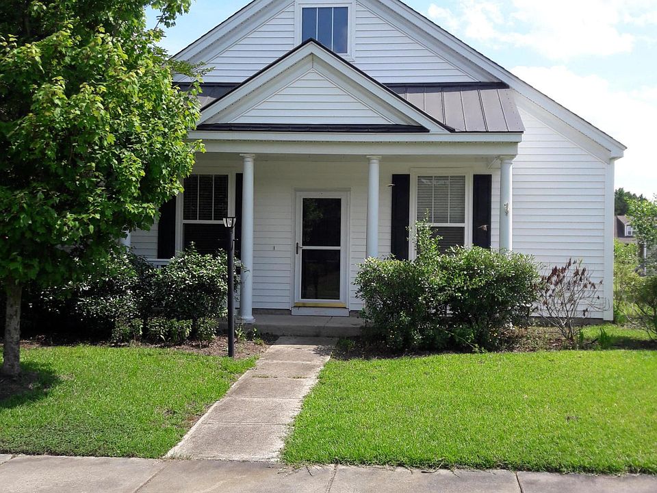2nd image of 123 Red Leaf Blvd