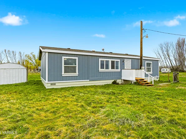 100 Trepanier Ln, Cowiche, WA 98947