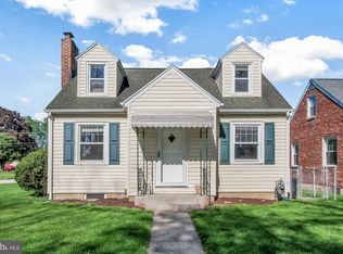 218 Lyndhurst Rd, York, PA 17402