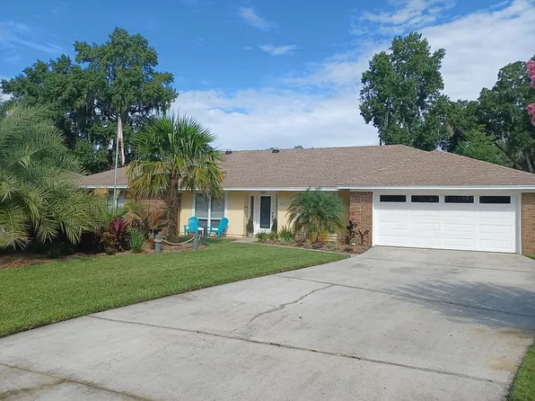 8211 Ketch Ct, Jacksonville, FL 32216