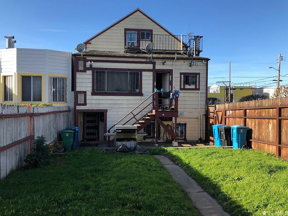 2nd image of 1498 Underwood Ave