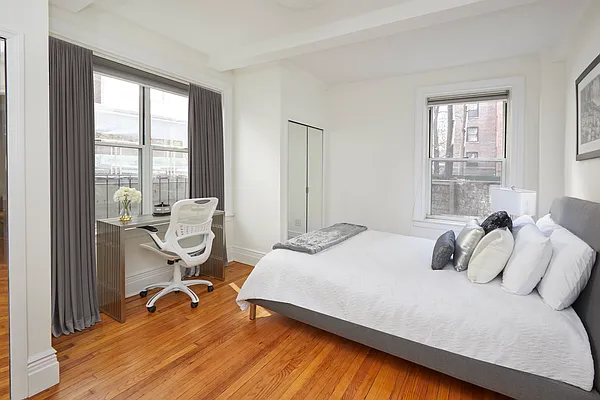 Rented by Brown Harris Stevens | media 10