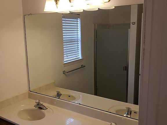 5th image of 6915 Verano Ct NW