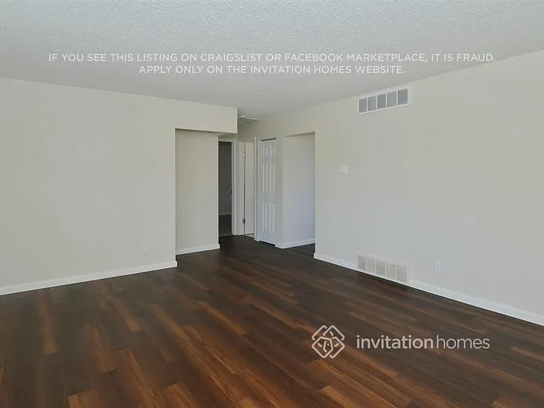 5524 Elkhart St — Photo 5