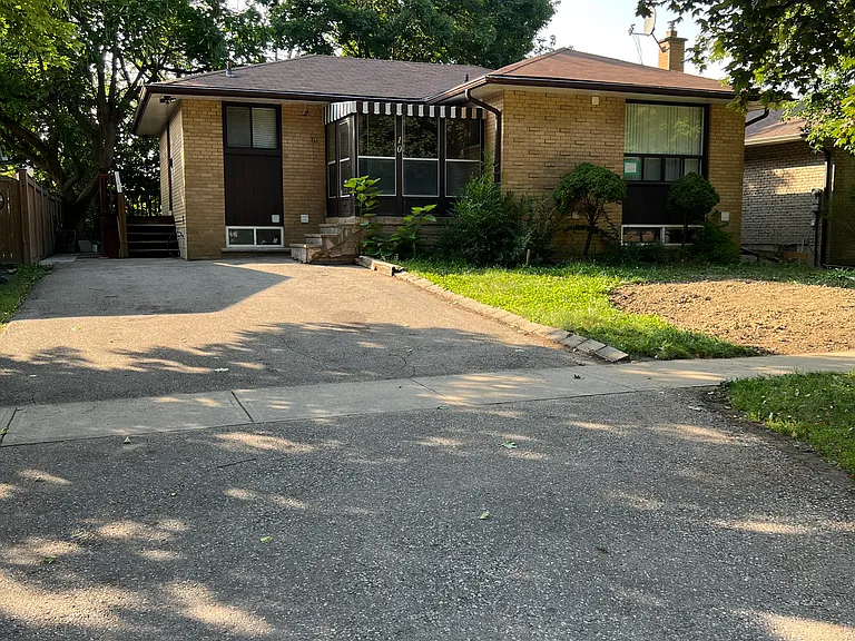 10 Burgby Ave — Photo 9