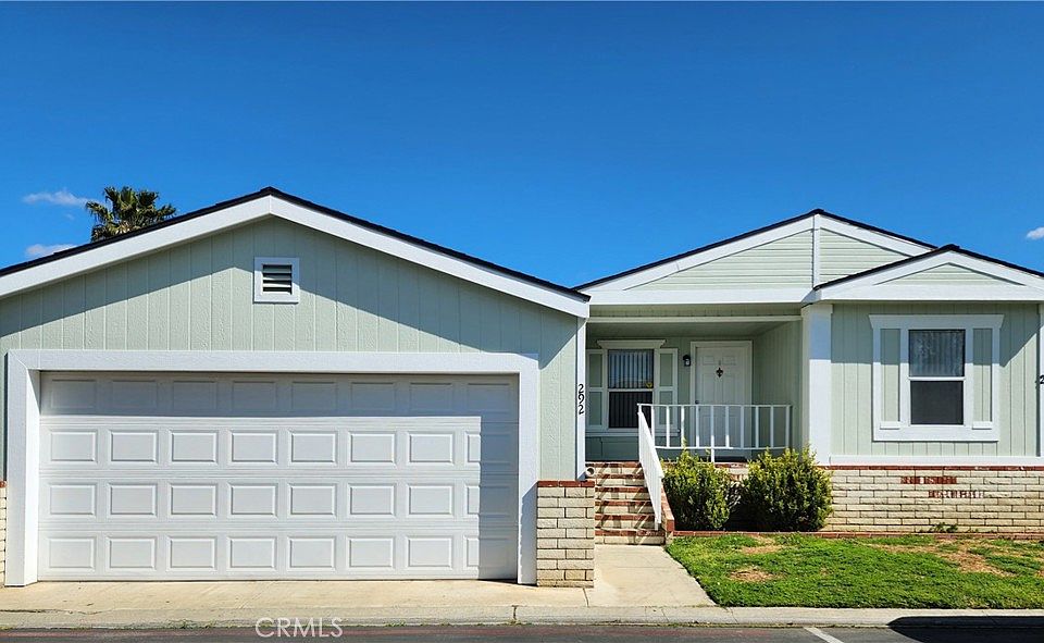 1st image of 5815 E La Palma Ave Space 292