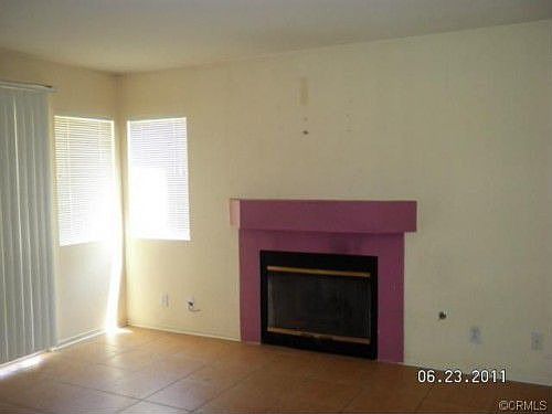 2nd image of 40391 Clybourne Cir