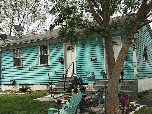 1st image of 6214 Spain St