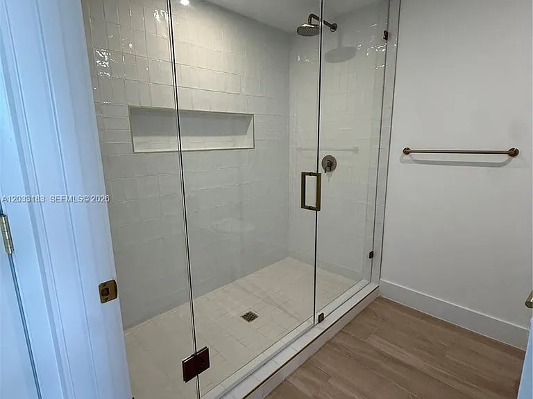 90 NE 32nd St #623 — Photo 7