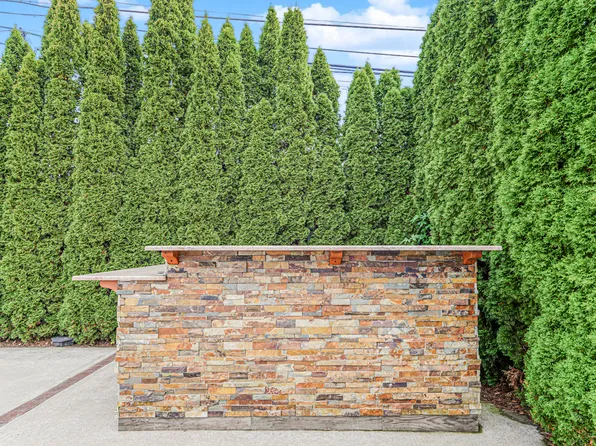 440 Harold Avenue image 25 of 47