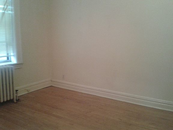 2nd image of 2430 29th St APT 2B