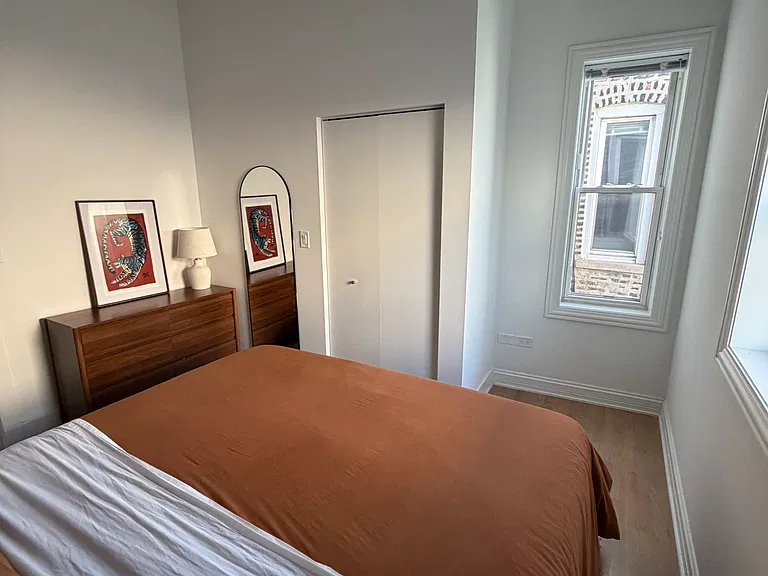 1856 W Chicago Ave #4F — Photo 14