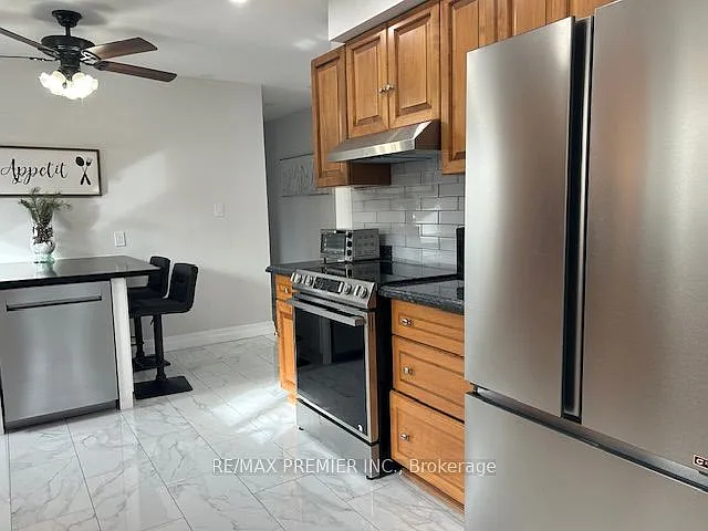 235 Louis Dr — Photo 6