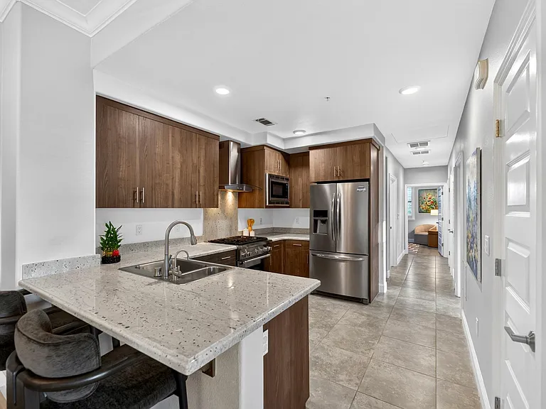 538 S Mathilda Ave #301 — Photo 26