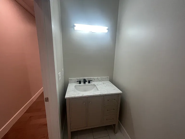 309 W Duffy St #A — Photo 41