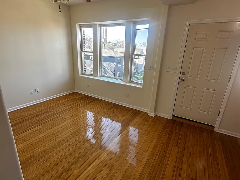 56 E 50th St #1 — Photo 9
