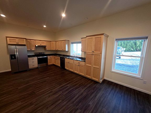 5th image of 794 Pre Emption Rd #10