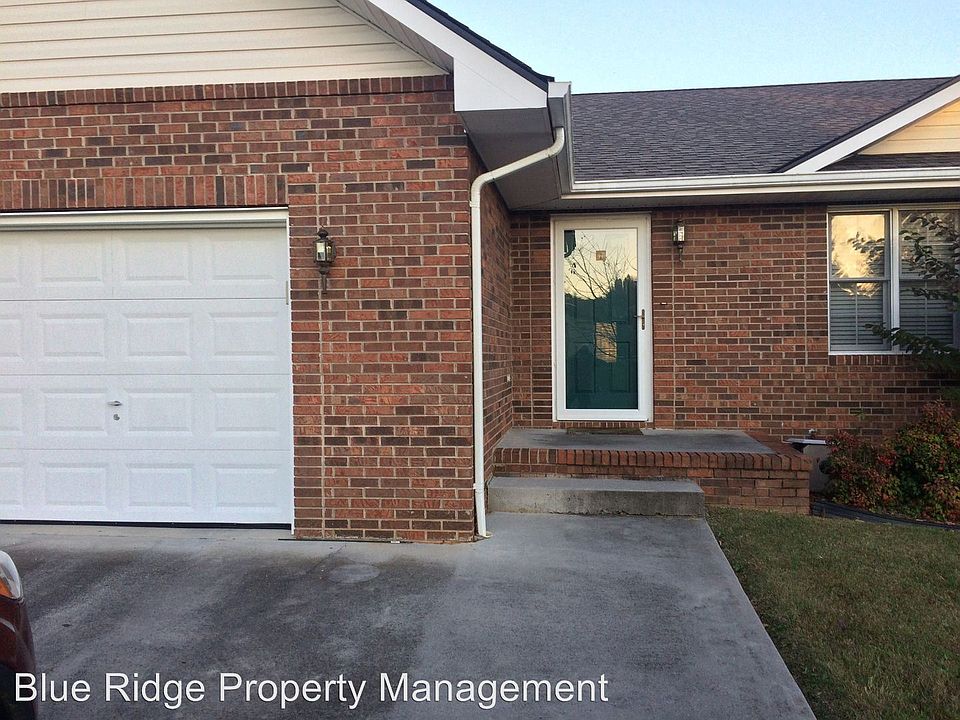 1st image of 307 Hawkins Ave