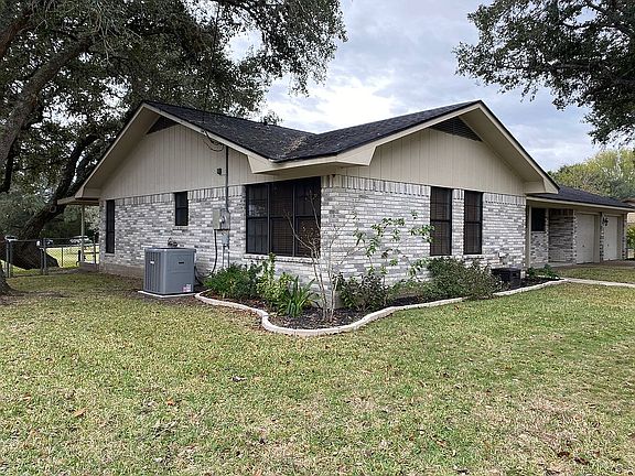 2nd image of 312 Hessler Dr