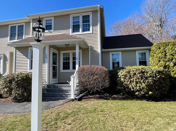 39 Godfrey Ln, Milford, MA 01757