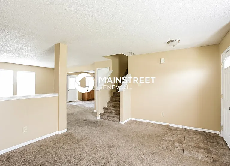 2114 Summer Breeze Way — Photo 3