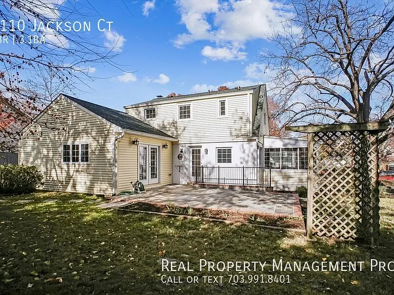 1110 Jackson Ct — Photo 29