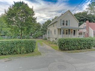 16 Campbell Rd, Framingham, MA 01702