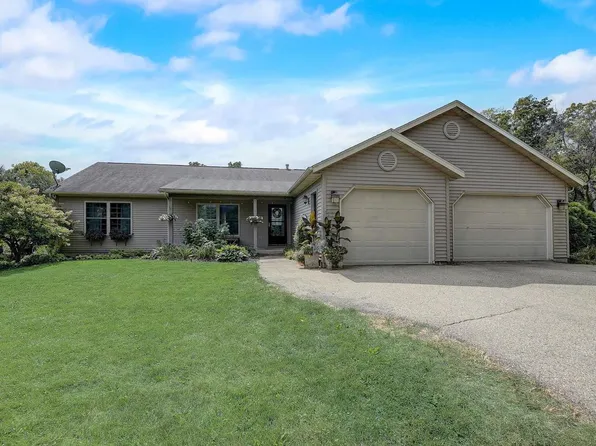 10387 East Hudson Street, Mazomanie, WI 53560