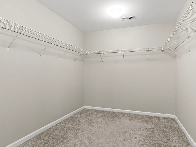 5009 Glenellen Way — Photo 36