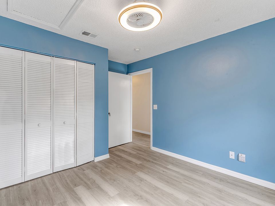 1st image of 1601 Big Tree Rd APT 807