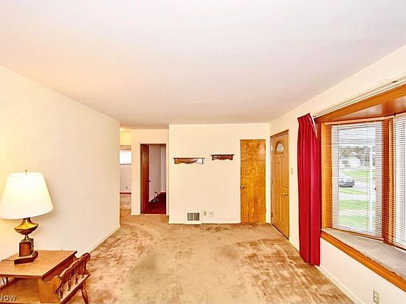 4th image of 521 Alaho St