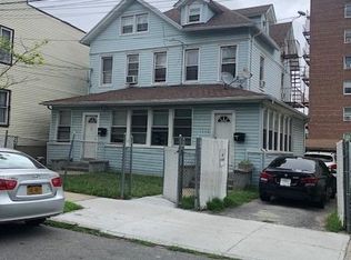 1312 Eggert Pl, Far Rockaway, NY 11691