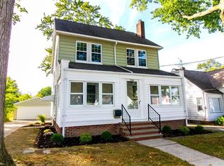 1368 Churchill Rd, Lyndhurst, OH 44124