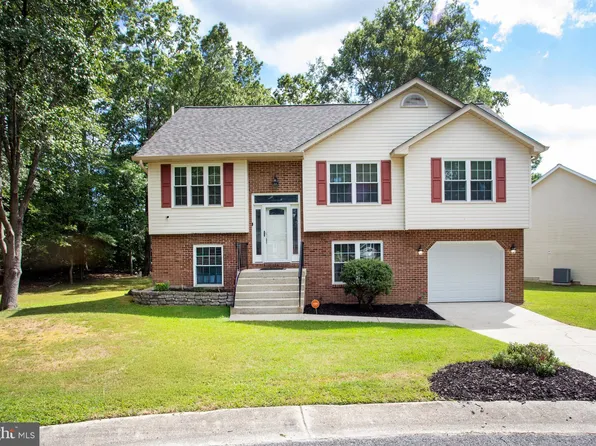 21530 Warwick Ct, Lexington Park, MD 20653