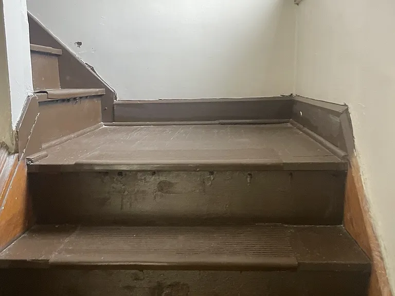 854 E Boston Ave — Photo 5
