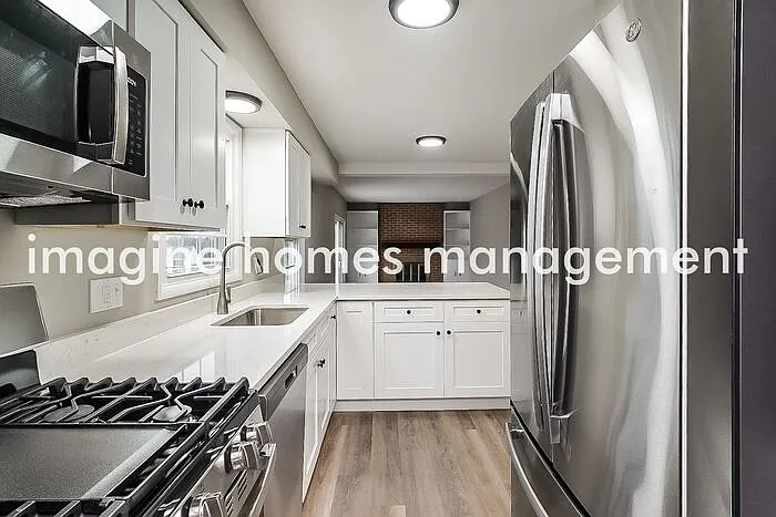 7746 Skylineview Dr — Photo 5