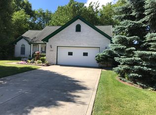 231 Edgewood Ct, Pittsboro, IN 46167