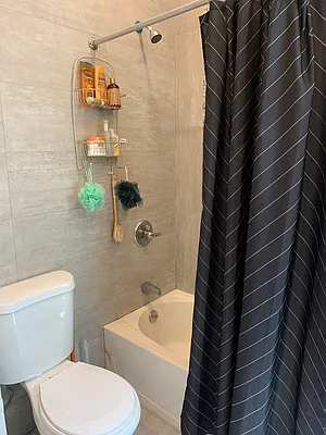 Rented by Nooklyn NYC LLC | media 45